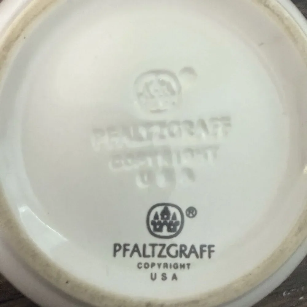 Pfaltzgraff Berry Basket Pattern Sugar Bowl with Lid